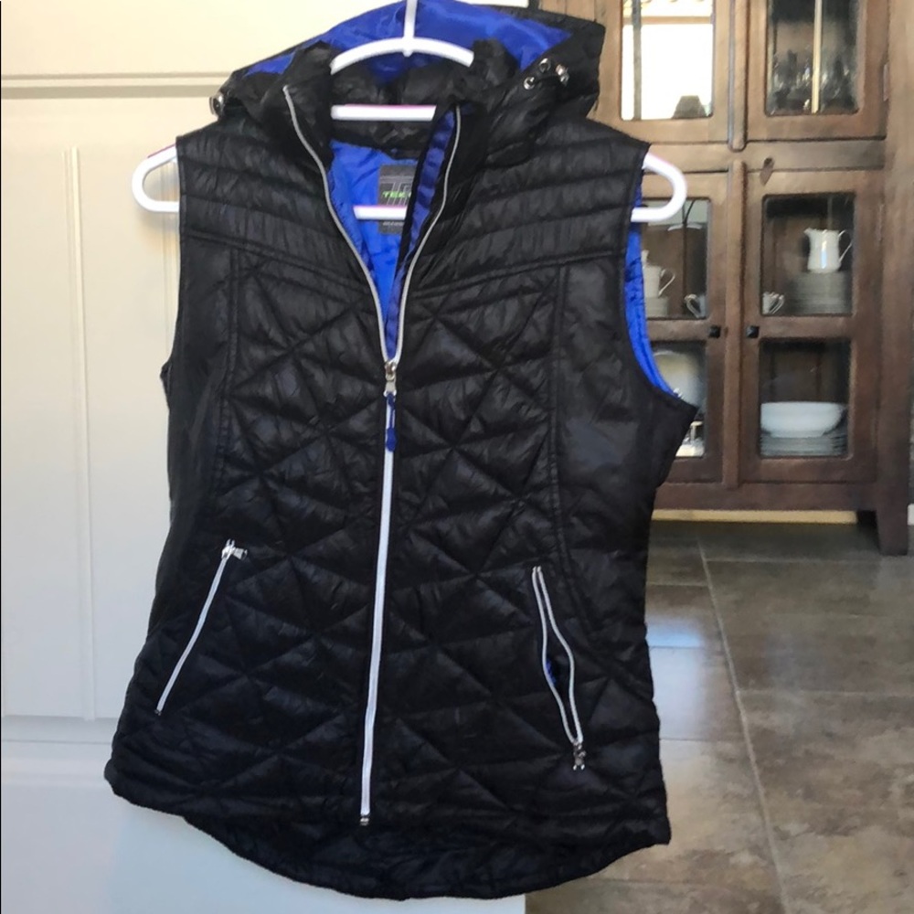 Tek Gear puffer vest🔴SOLD on MERC🔴
